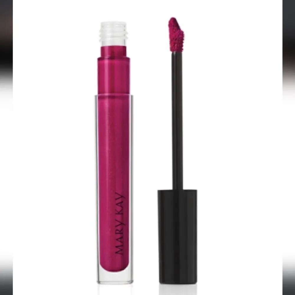 MARY KAY UNLIMITED LIP GLOSS IN BERRY DELIGHT